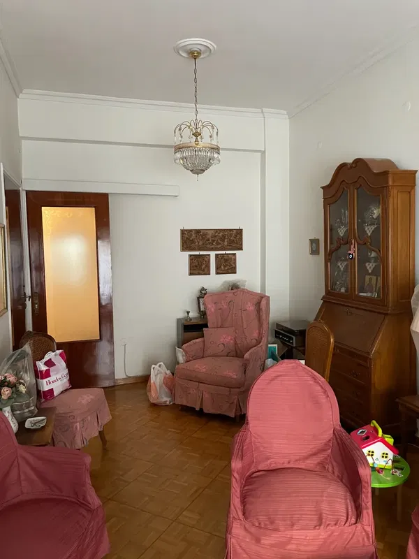 Renovated 185 m² Villa with Three Bedrooms for Sale in Piraeus, Piraeus Suburbs — photo 5