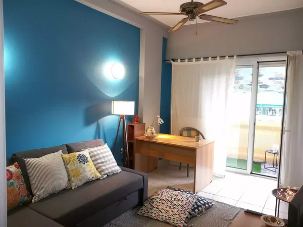 One-Bedroom Renovated Apartment for Sale in Koukaki - Makrigianni, Athens Center with Air conditioning