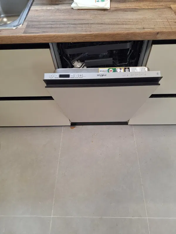 65 m² Renovated One-Bedroom Apartment for Sale in Pangrati, Athens Center — photo 4