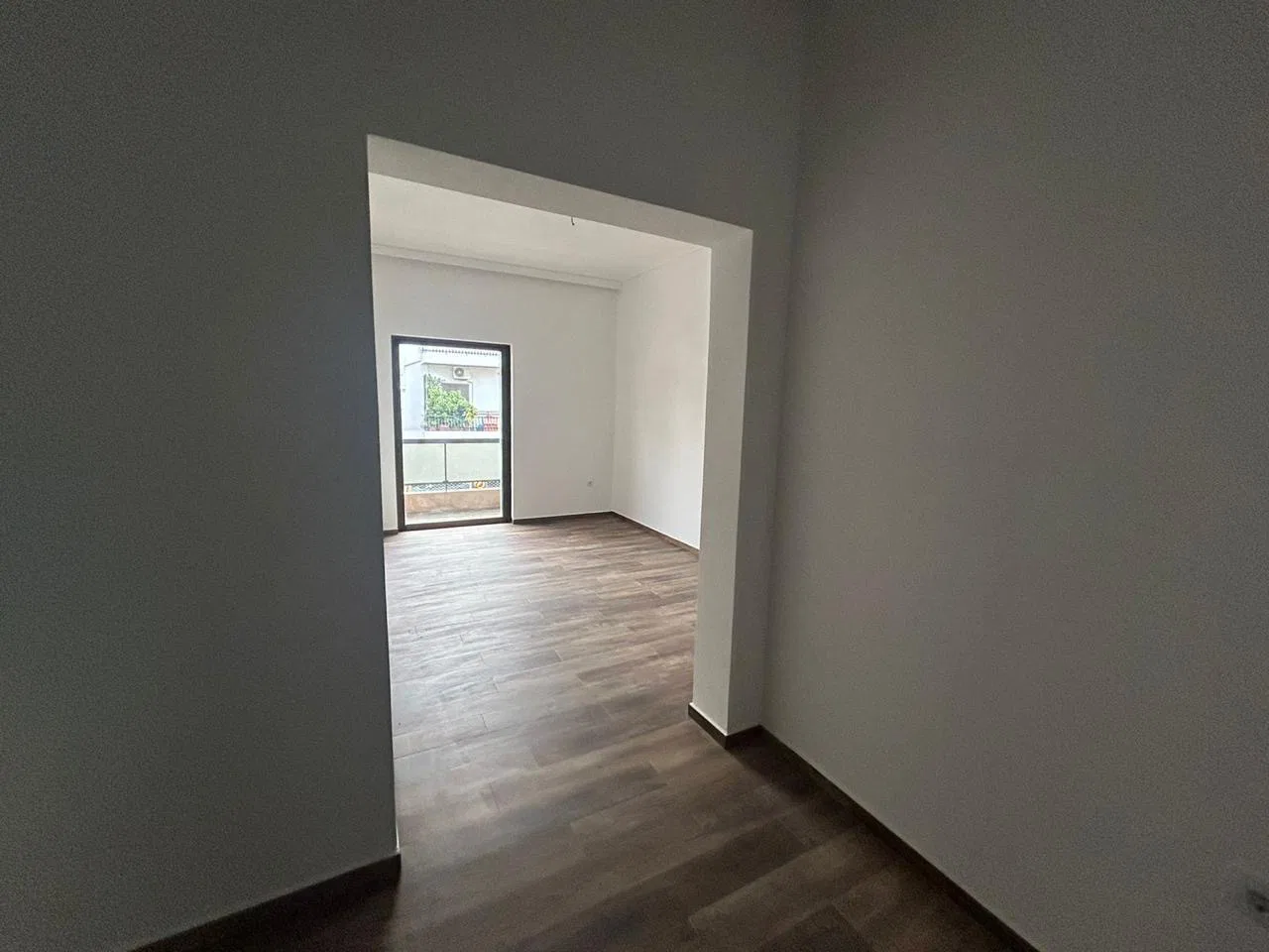 72 m² Renovated Two-Bedroom Apartment for Sale in Peristeri, Athens Western Suburbs