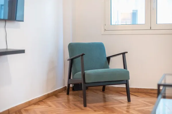 Renovated 70 m² Apartment with Two Bedrooms for Sale in Exarchia - Neapoli, Athens Center — photo 4