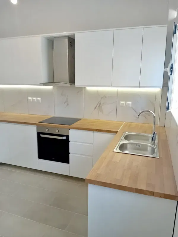 75 m² Two-Bedroom Renovated Apartment for Sale in Peristeri, Athens Western Suburbs