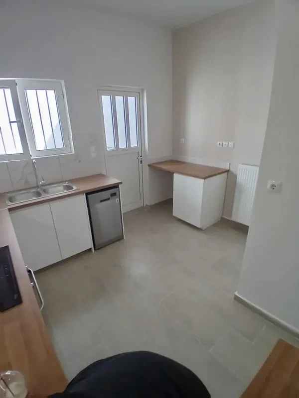 75 m² Two-Bedroom Renovated Apartment for Sale in Peristeri, Athens Western Suburbs — photo 5