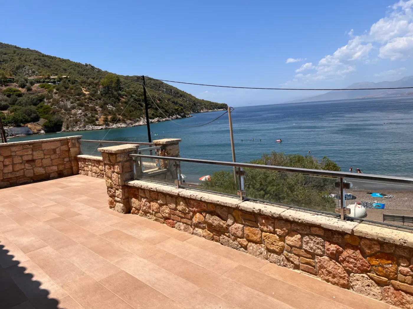 Sea View Three-Bedroom Villa for Sale in Loutraki - Perachora, Loutraki