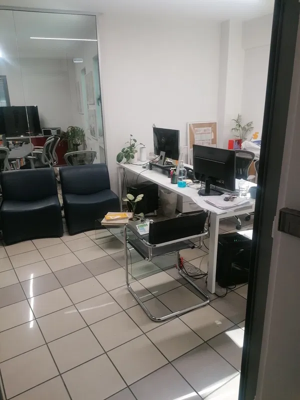 187 m² Renovated Commercial Space for Sale in Ampelokipoi, Athens Center — photo 3