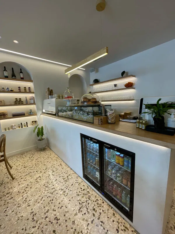 Renovated Business for Sale in Zografou, Athens Center — photo 4
