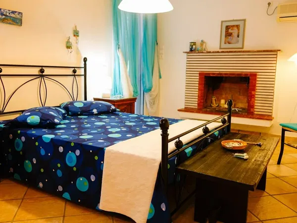 Renovated 130 m² Apartment with Three Bedrooms for Rent in Loutraki - Perachora, Loutraki — photo 5