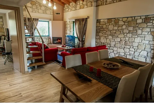 Three-Bedroom Sea View Villa for Rent in Attiki, Attica — photo 2