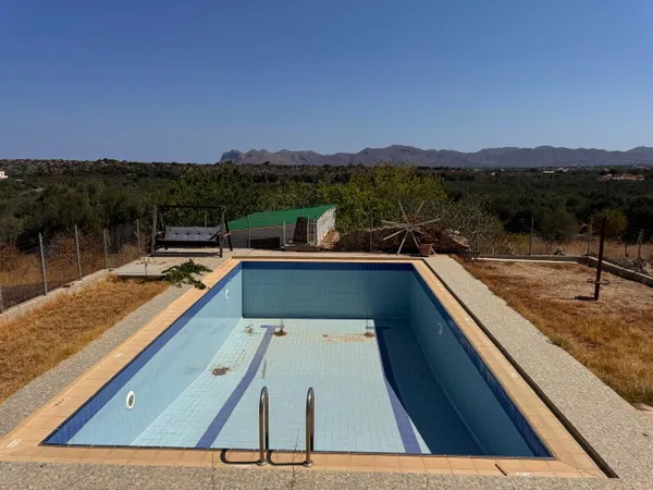 170 m² Four-Bedroom Villa for Sale in Kounoupidiana, Akrotiri — photo 2