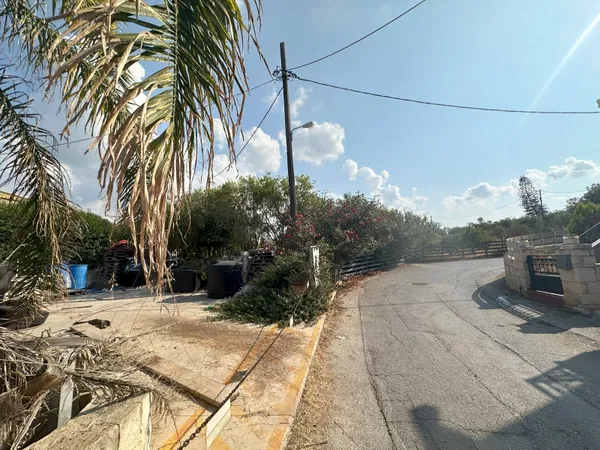 1,089 m² Plot for Sale in Kalamaki, Chania