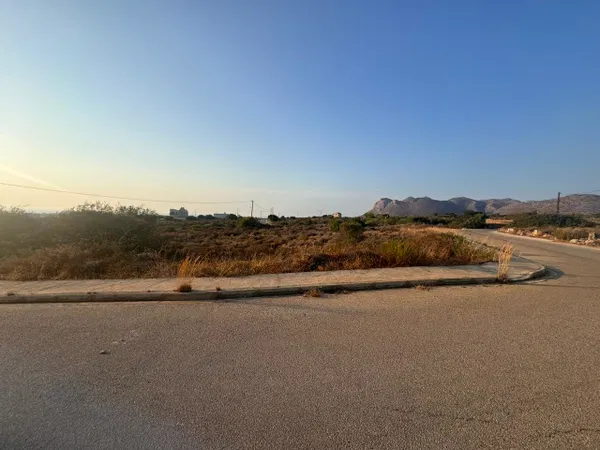 Seafront 483 m² Plot for Sale in Chorafakia, Akrotiri — photo 3