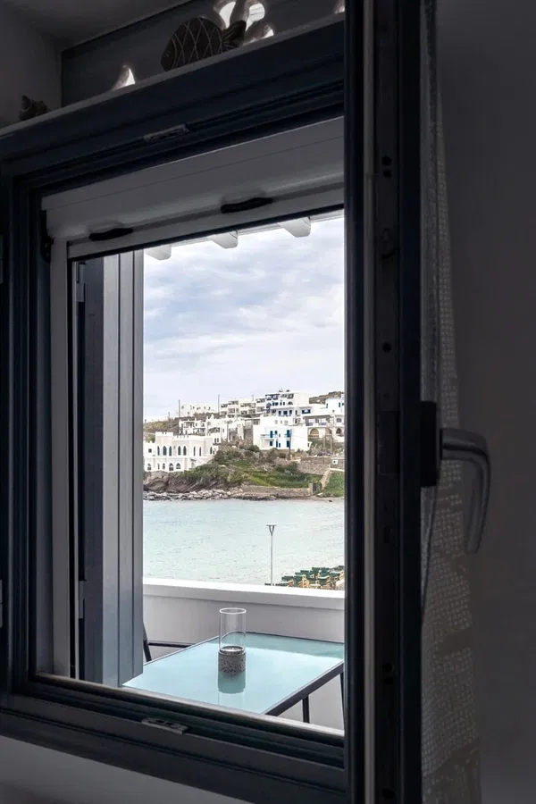 Sea-View Two-Bedroom Villa for Sale in Kythnos, Cyclades — photo 3