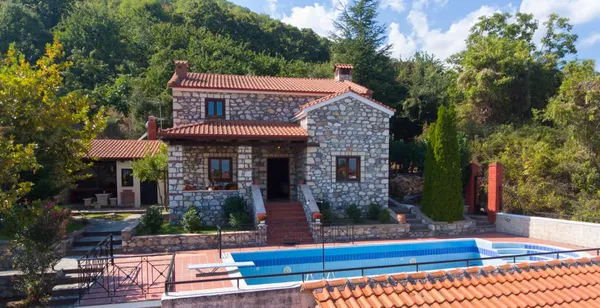 Two-Bedroom Villa for Sale in Aridaia, Pella — photo 2