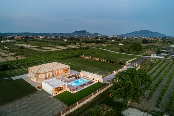 Renovated Three-Bedroom Villa for Sale in Zakynthos, Ionian Islands — photo 2