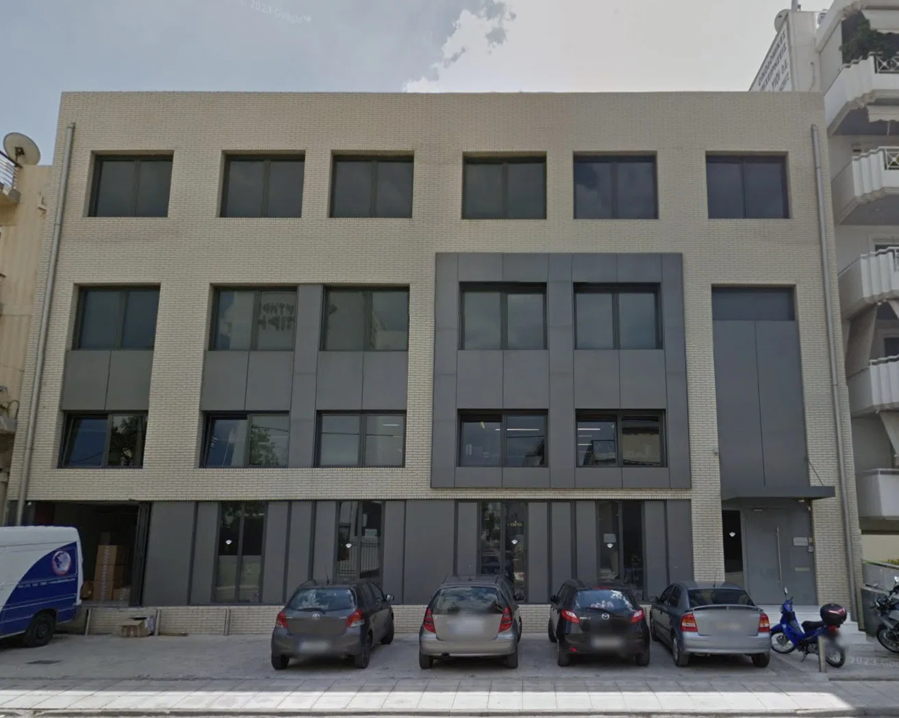 2750 m² Building for Sale in Moschato, Piraeus Suburbs