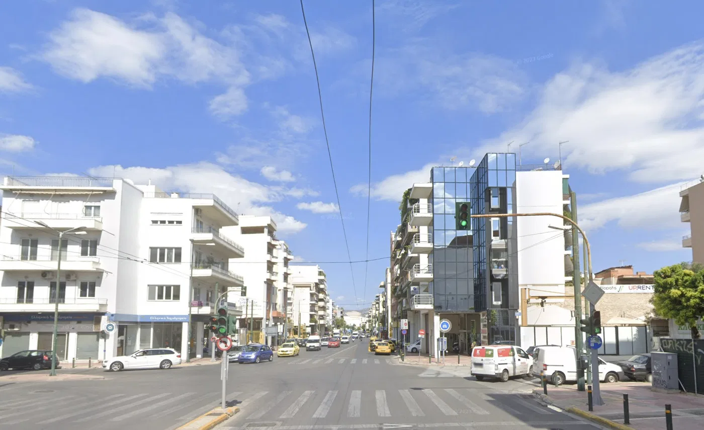 Renovated Building for Sale in Kolonos - Kolokinthous, Athens Center