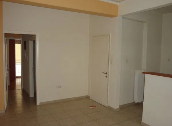 Renovated One-Bedroom Villa for Sale in Vyronas, Athens Eastern Suburbs — photo 2