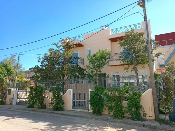 214 m² Three-Bedroom Villa for Sale in Kifisia, Athens Northern suburbs — photo 2