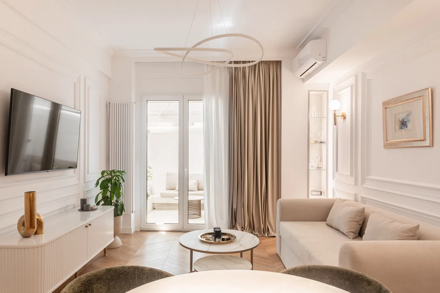 56 m² Renovated One-Bedroom Apartment for Sale in Center Athens, Athens Center