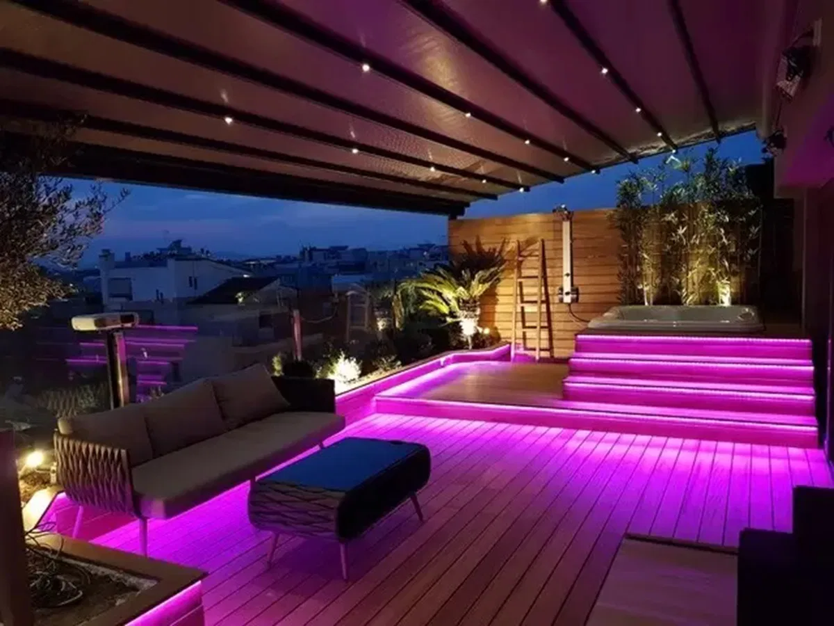 Sea View 225 m² Apartment with Four Bedrooms for Sale in Glyfada, Athens Southern suburbs