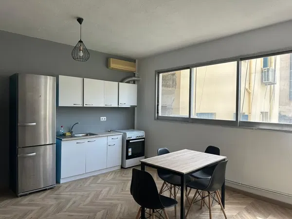 112 m² Renovated Three-Bedroom Apartment for Sale in Center Athens, Athens Center — photo 3