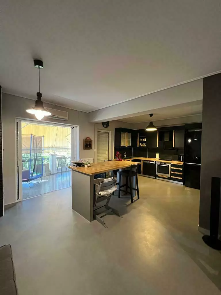 Renovated 107 m² Apartment with Three Bedrooms for Sale in Marousi, Athens Northern suburbs