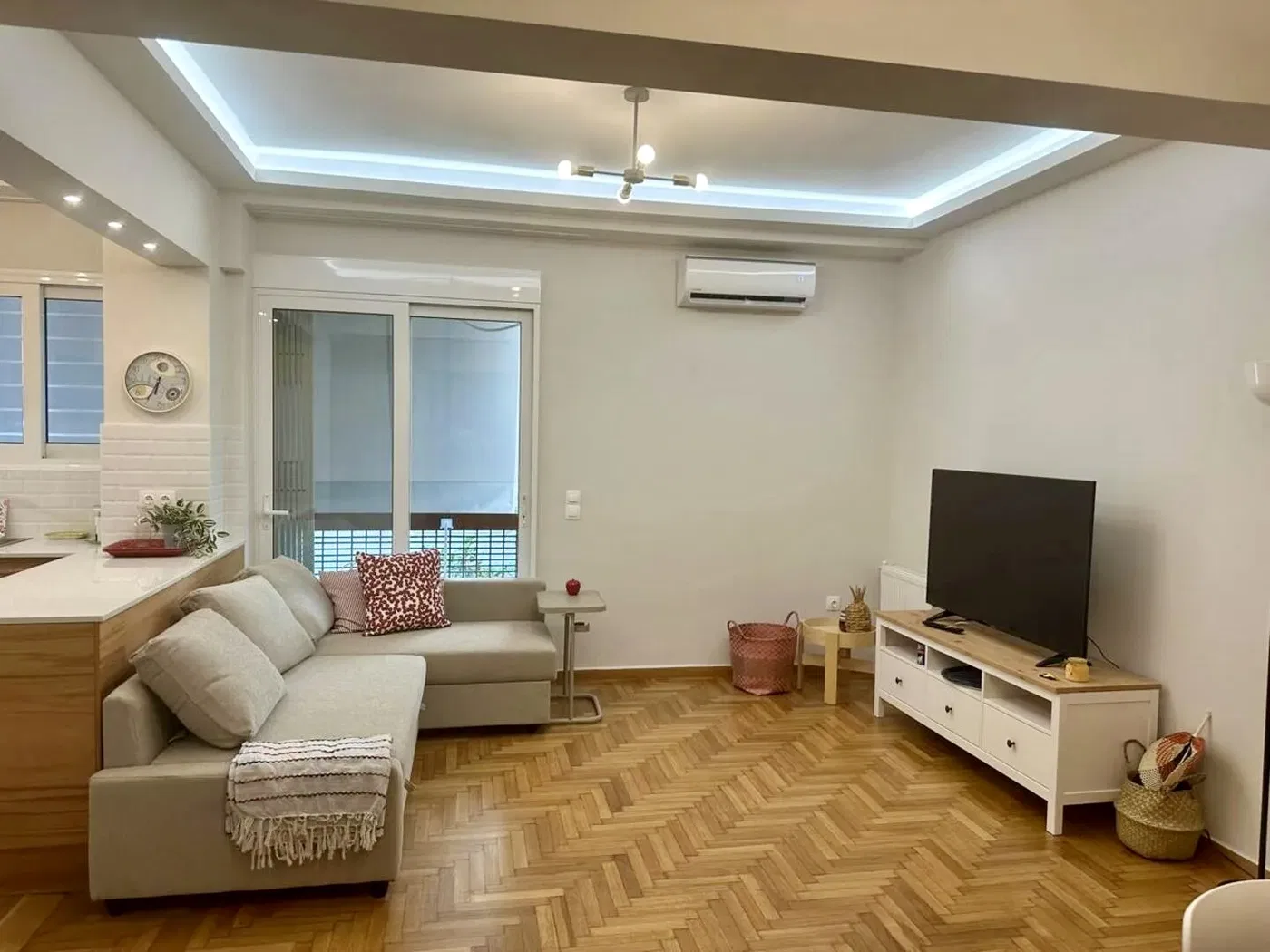70 m² Apartment with Two Bedrooms for Sale in Palaio Faliro, Athens Southern suburbs