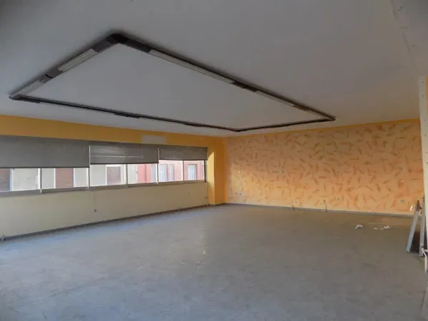 222 m² Commercial Space for Sale in Center Athens, Athens Center