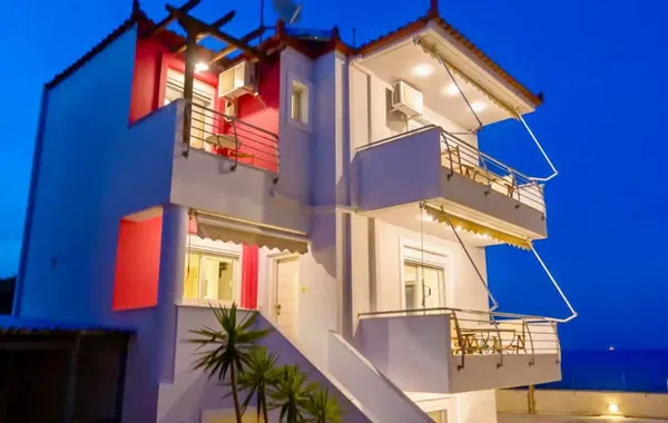 Four-Bedroom Renovated Villa for Sale in Corinth, Korinthos — photo 2