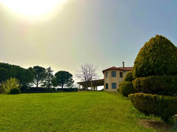Five-Bedroom Villa for Sale in Mikra, Thessaloniki - Rest of Prefecture — photo 2
