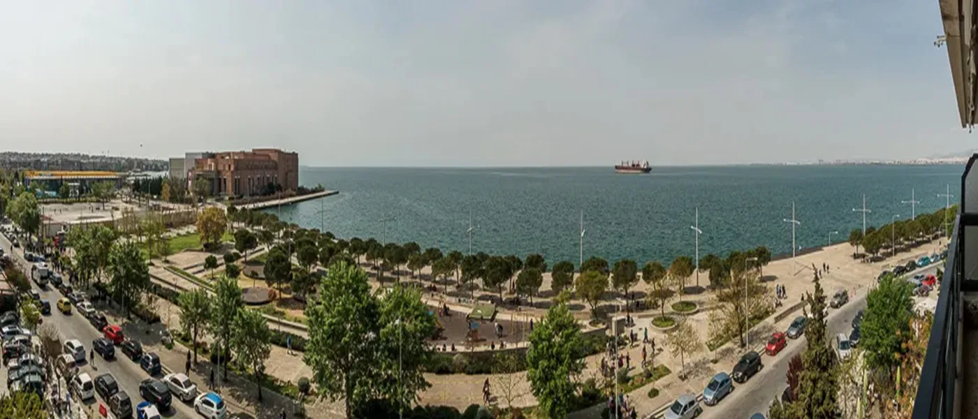 Sea View Four-Bedroom Apartment for Sale in Analipsi - Mpotsari - Nea Paralia, Thessaloniki Center