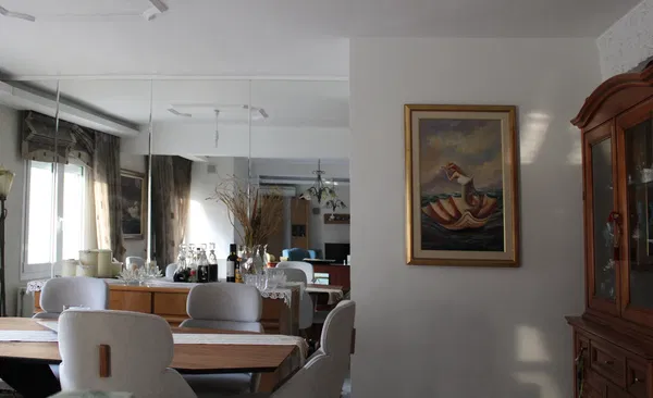 Renovated Four-Bedroom Apartment for Sale in Voulgari - Ntepo - Martiou, Thessaloniki Center — photo 3