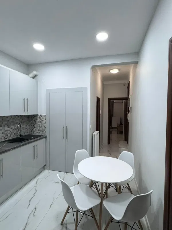 Two-Bedroom Renovated Apartment for Sale in Kamara, Thessaloniki — photo 5