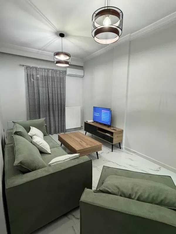 Two-Bedroom Renovated Apartment for Sale in Kamara, Thessaloniki — photo 3