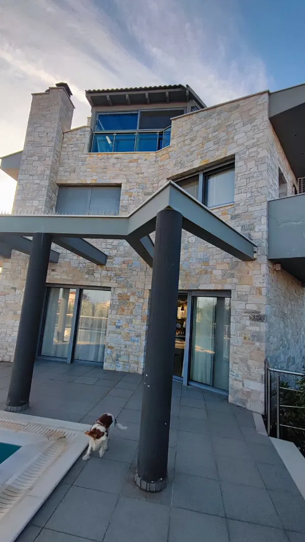 491 m² Seven-Bedroom Villa for Sale in Artemida, Athens Eastern Suburbs — photo 5