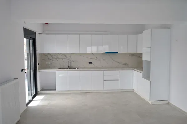 Three-Bedroom Apartment for Sale in Nikaia, Piraeus — photo 2