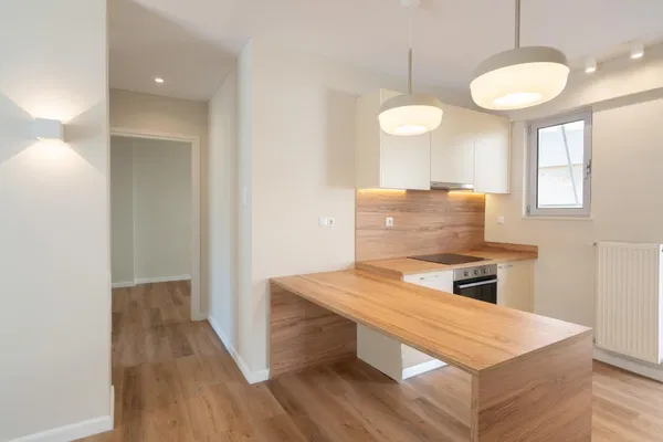 Renovated 74 m² Apartment with Two Bedrooms for Sale in Nea Smyrni, Athens Southern suburbs — photo 4