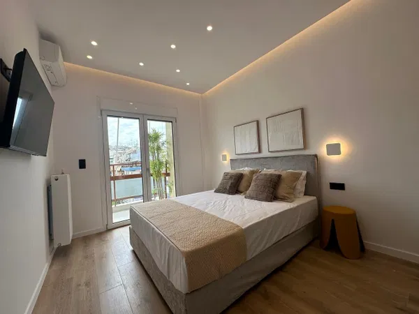 Renovated Two-Bedroom Apartment for Sale in Keratsini, Piraeus Suburbs — photo 3