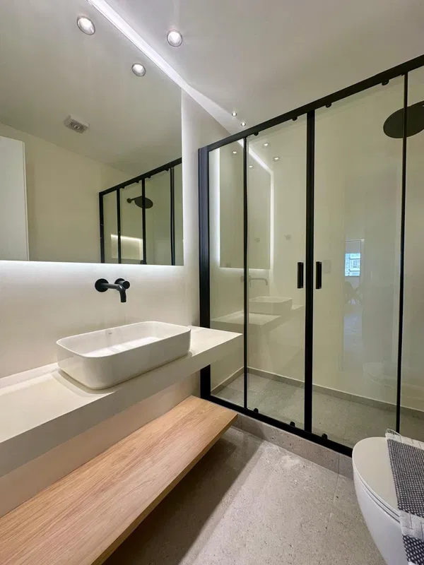 Renovated Two-Bedroom Apartment for Sale in Keratsini, Piraeus Suburbs — photo 4
