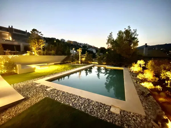 326 m² Villa with Four Bedrooms for Sale in Penteli, Athens Northern suburbs — photo 4