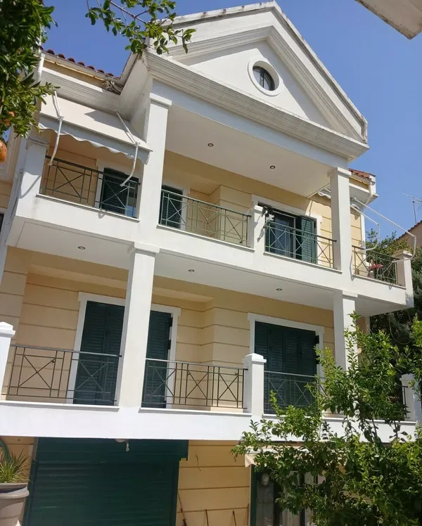 Contemporary Three-Bedroom Apartment for Rent in Agios Stefanos Athens, Athens Northern suburbs