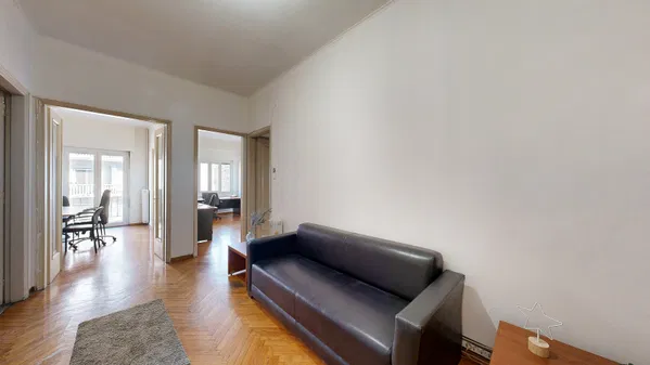 105 m² Apartment with Two Bedrooms for Sale in Omonoia, Athens Center
