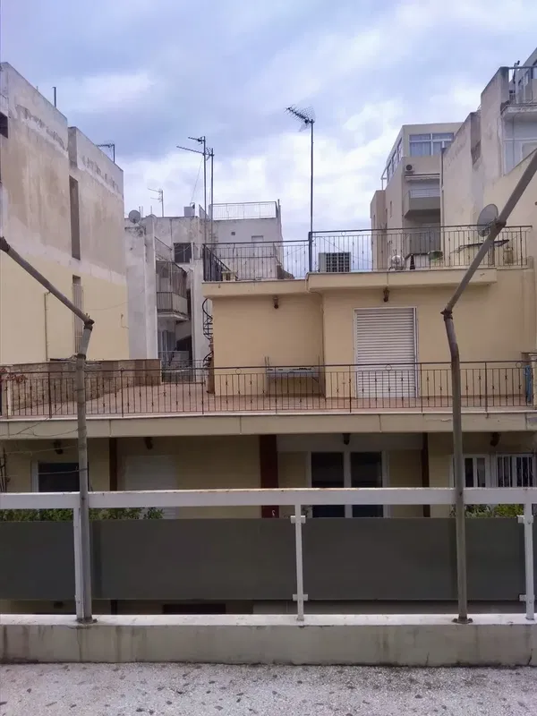 90 m² Apartment with Three Bedrooms for Sale in Pangrati, Athens Center — photo 4