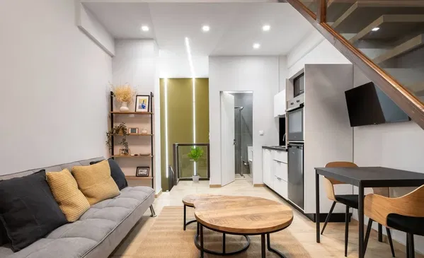 Renovated Two-Bedroom Villa for Sale in Pangrati, Athens Center — photo 2