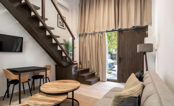 Renovated Two-Bedroom Villa for Sale in Pangrati, Athens Center — photo 5