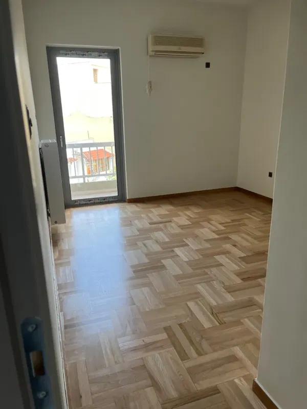 Renovated 105 m² Apartment with Two Bedrooms for Sale in Marousi, Athens Northern suburbs — photo 2