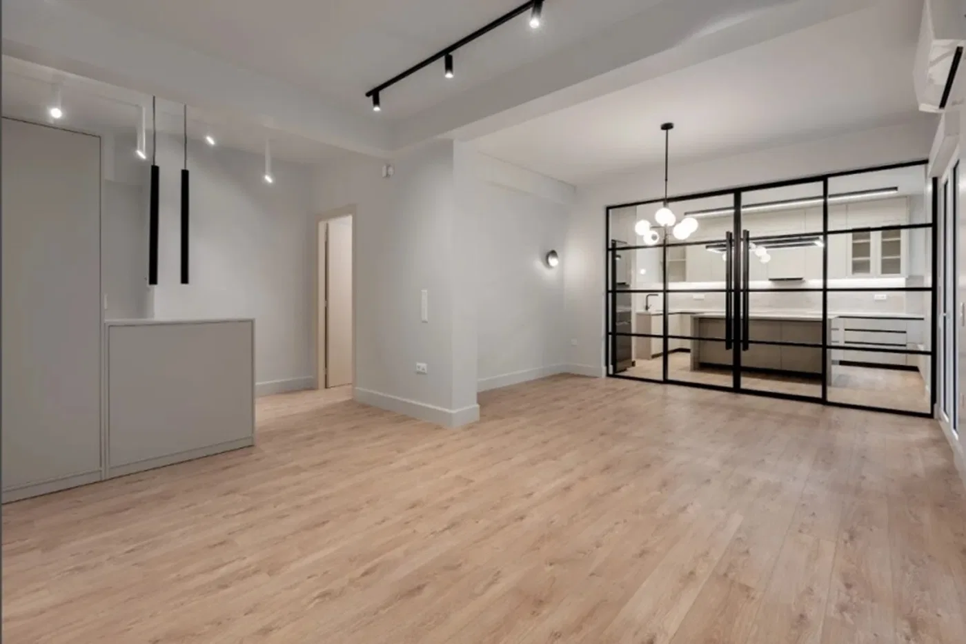 Renovated 110 m² Apartment with Two Bedrooms for Sale in Exarchia - Neapoli, Athens Center