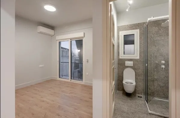 Renovated 110 m² Apartment with Two Bedrooms for Sale in Exarchia - Neapoli, Athens Center — photo 5