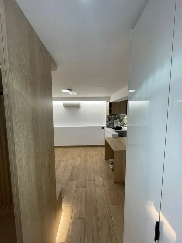 33 m² Renovated One-Bedroom Apartment for Sale in Exarchia - Neapoli, Athens Center — photo 5