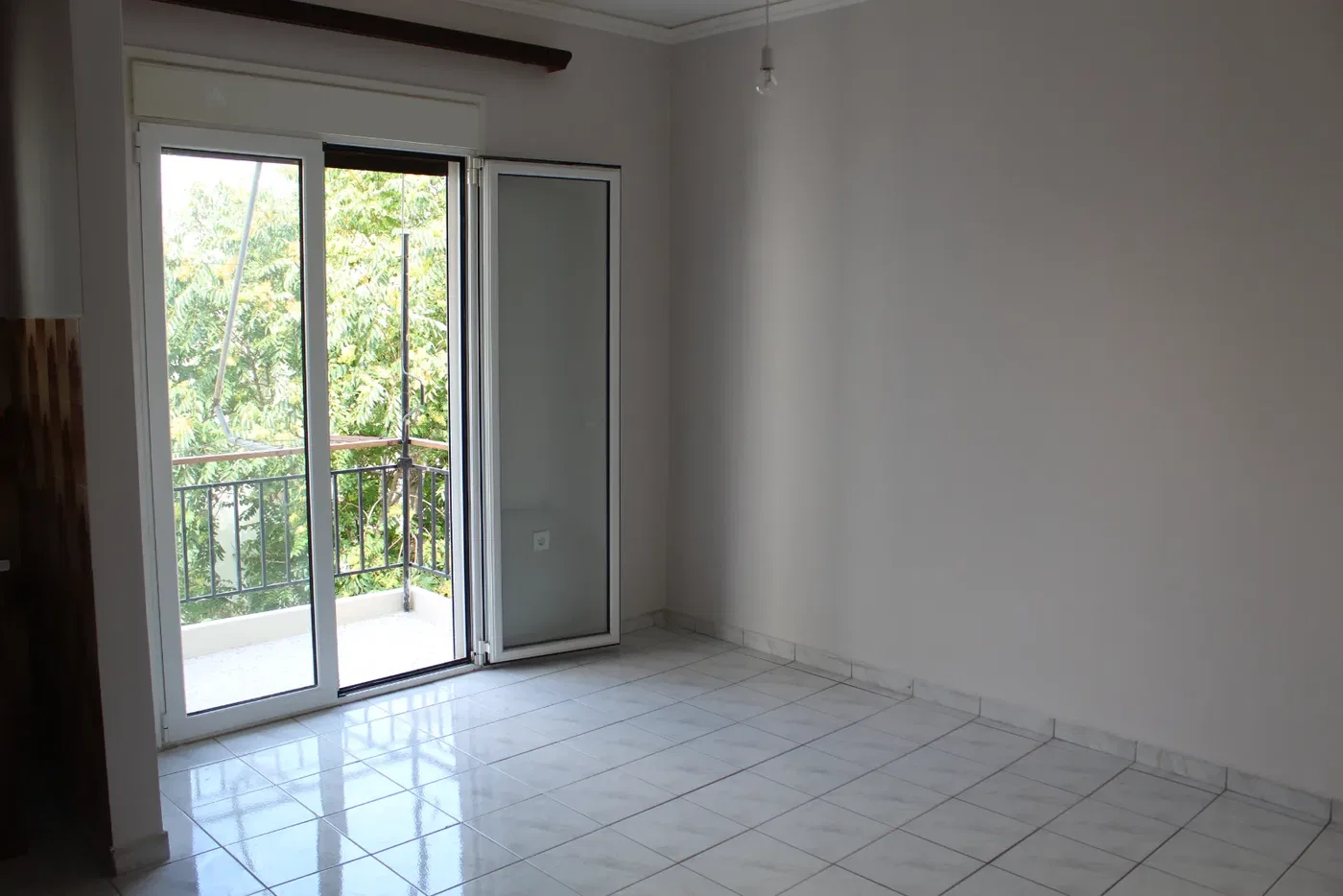 Renovated 100 m² Apartment with Two Bedrooms for Sale in Kolonos - Kolokinthous, Athens Center